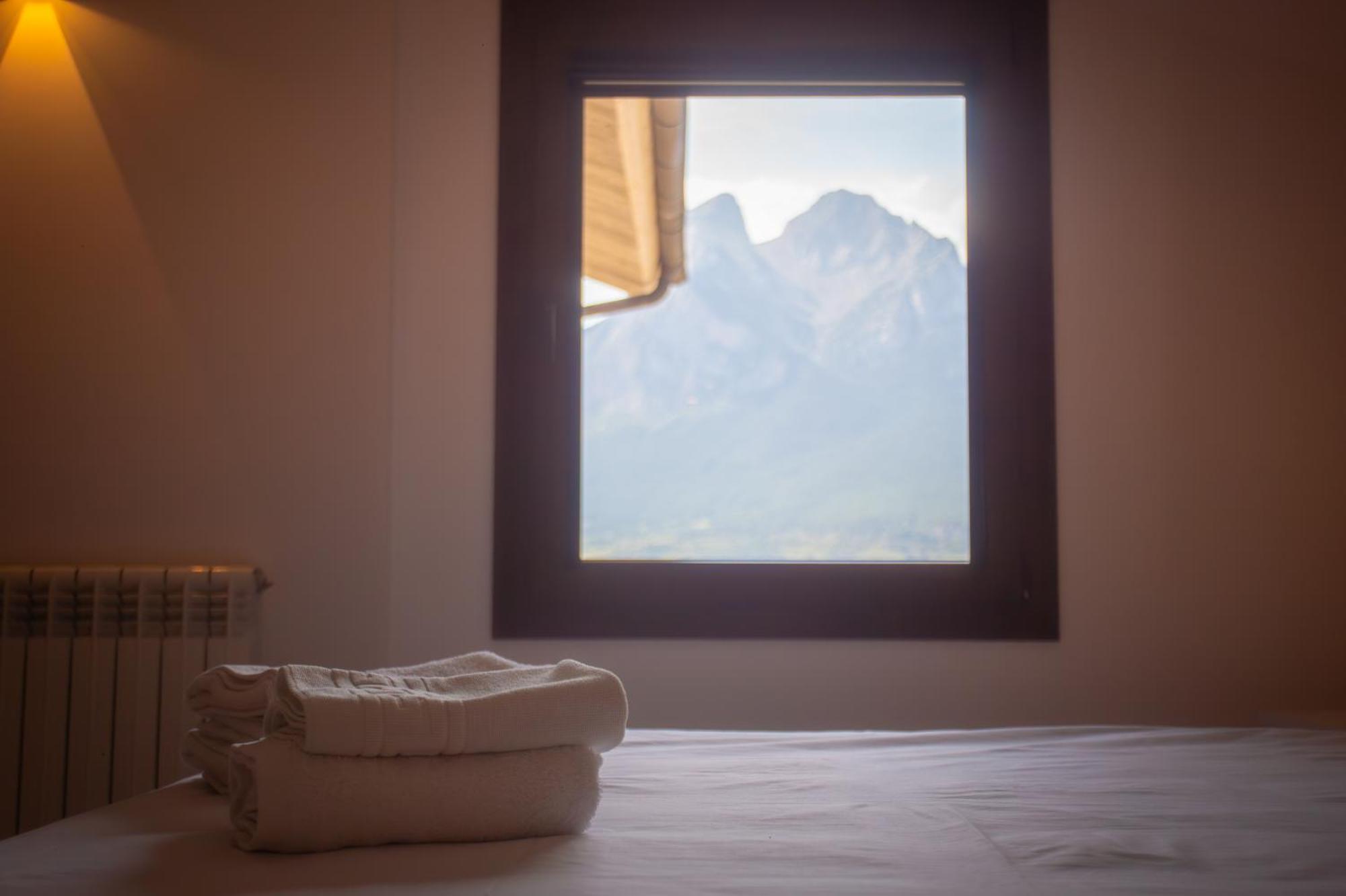 Hotel L'Indret Del Pedraforca Adults Only Saldes Exterior foto