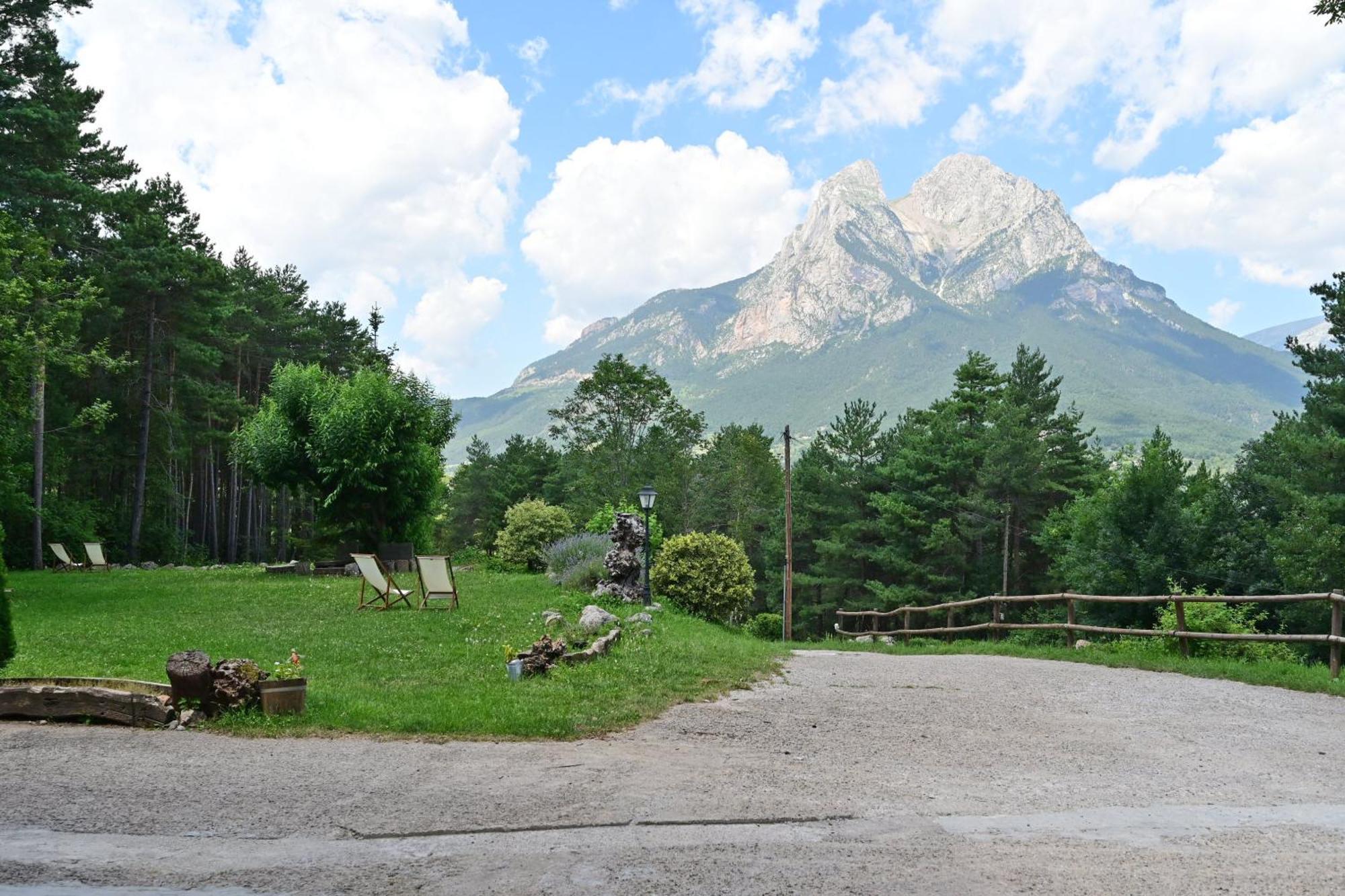 Hotel L'Indret Del Pedraforca Adults Only Saldes Exterior foto