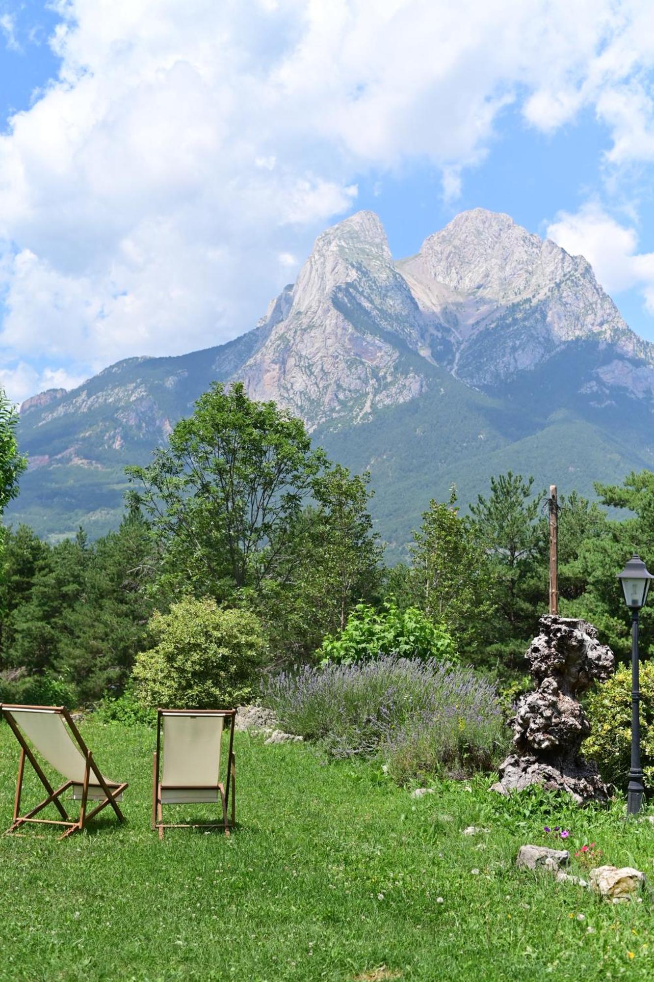 Hotel L'Indret Del Pedraforca Adults Only Saldes Exterior foto