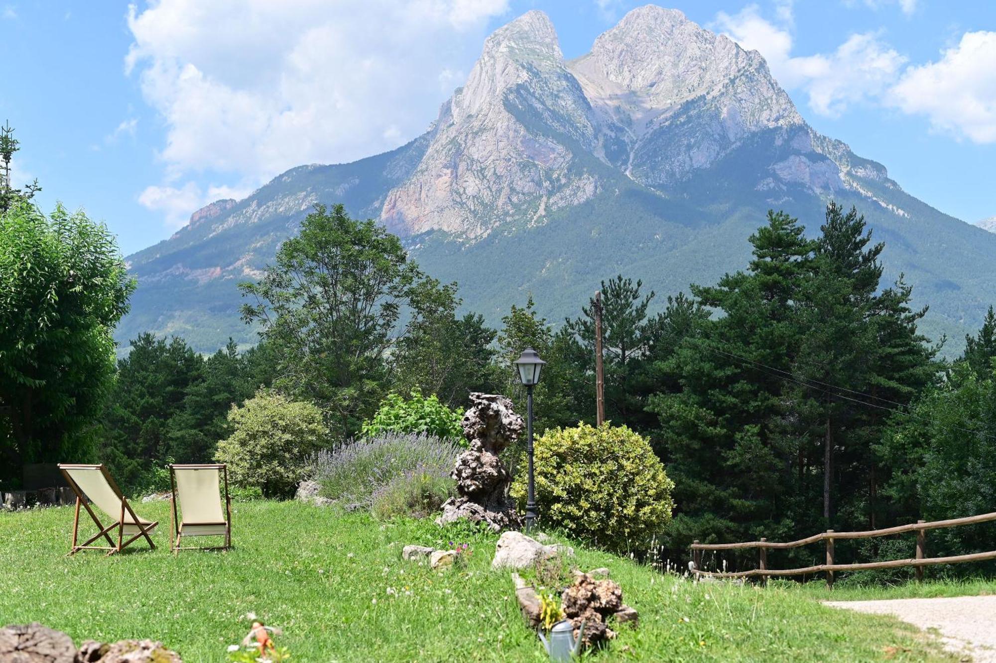 Hotel L'Indret Del Pedraforca Adults Only Saldes Exterior foto